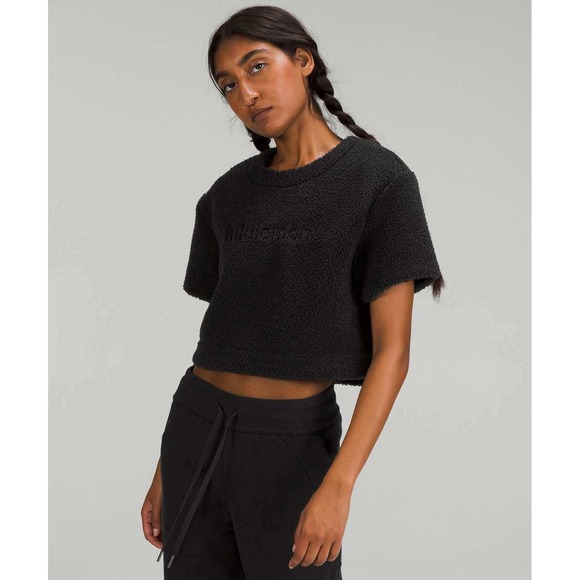 lululemon athletica Tops - Lululemon Textured Fleece Embroidered Logo Cropped T Shirt Black Size 6